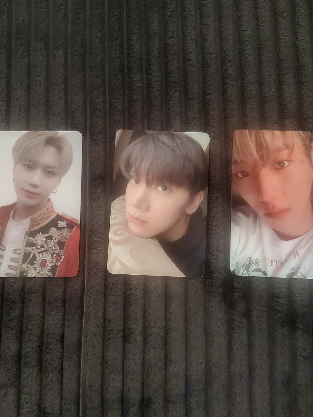 K-Pop Idol Photo Card- Collectible